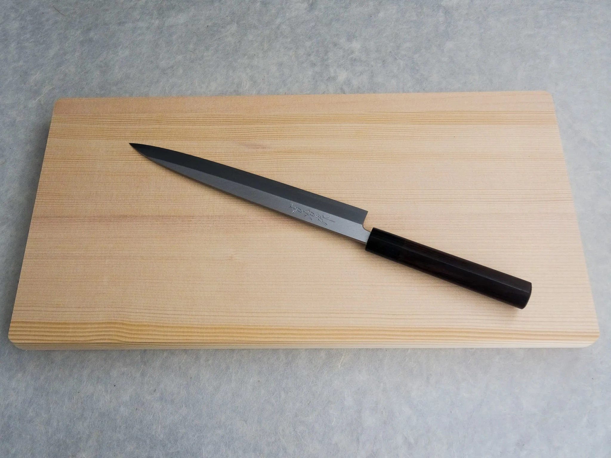 ALASKA HINOKI CHOPPING BOARD