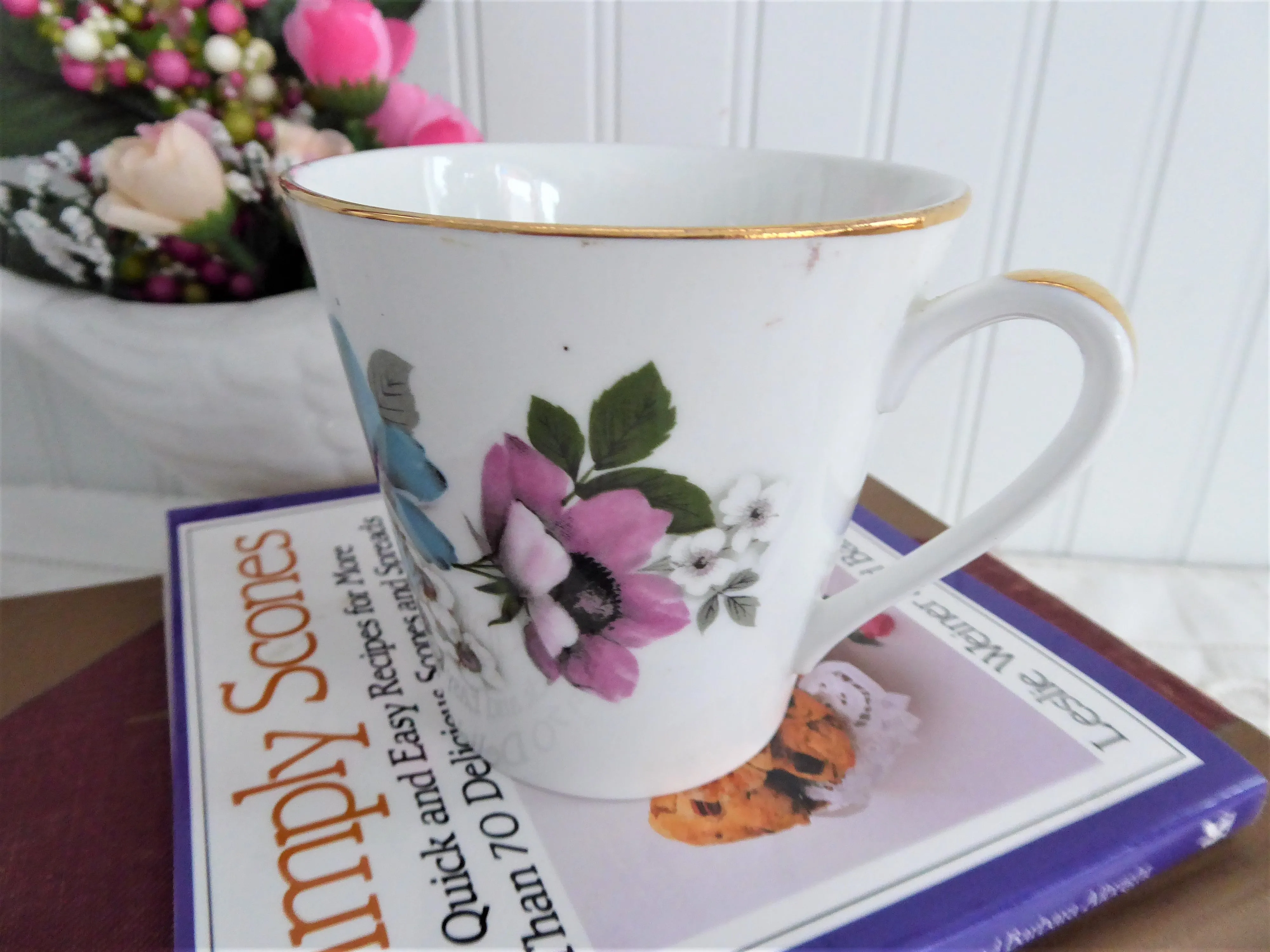 English Bone China Mug Pink Blue Floral Gold Trim 1950s Royal Imperial