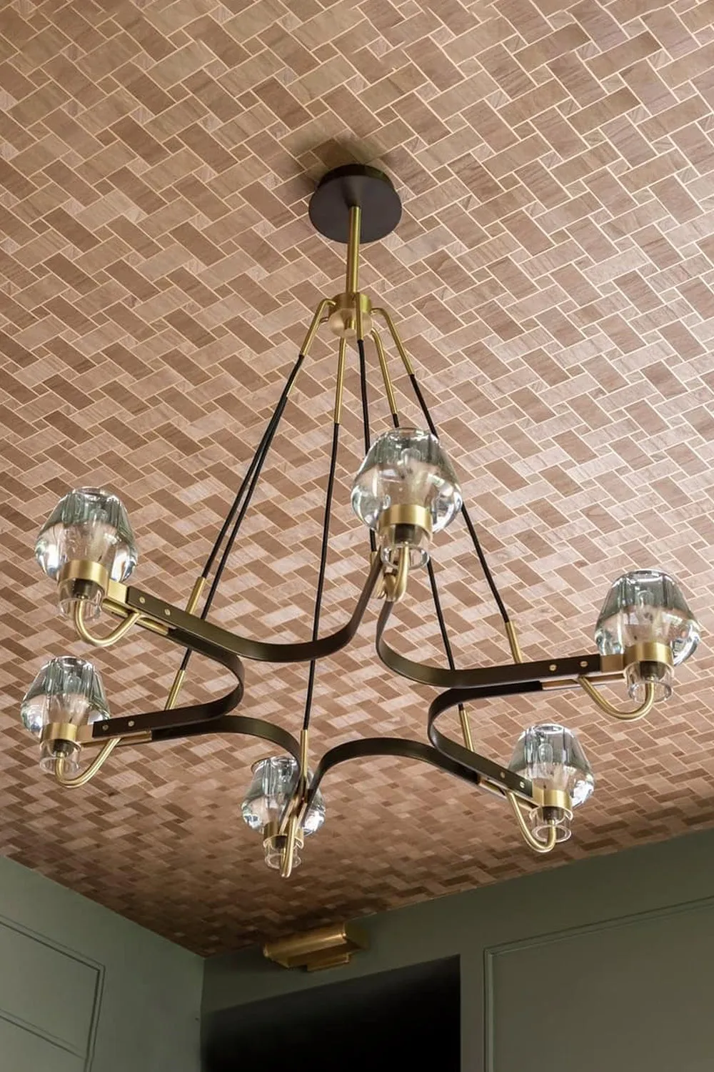 Montalembert Luxe Chandeliers